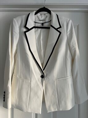 White House Black Market Tuxedo Blazer White with Black Trim - Size 12